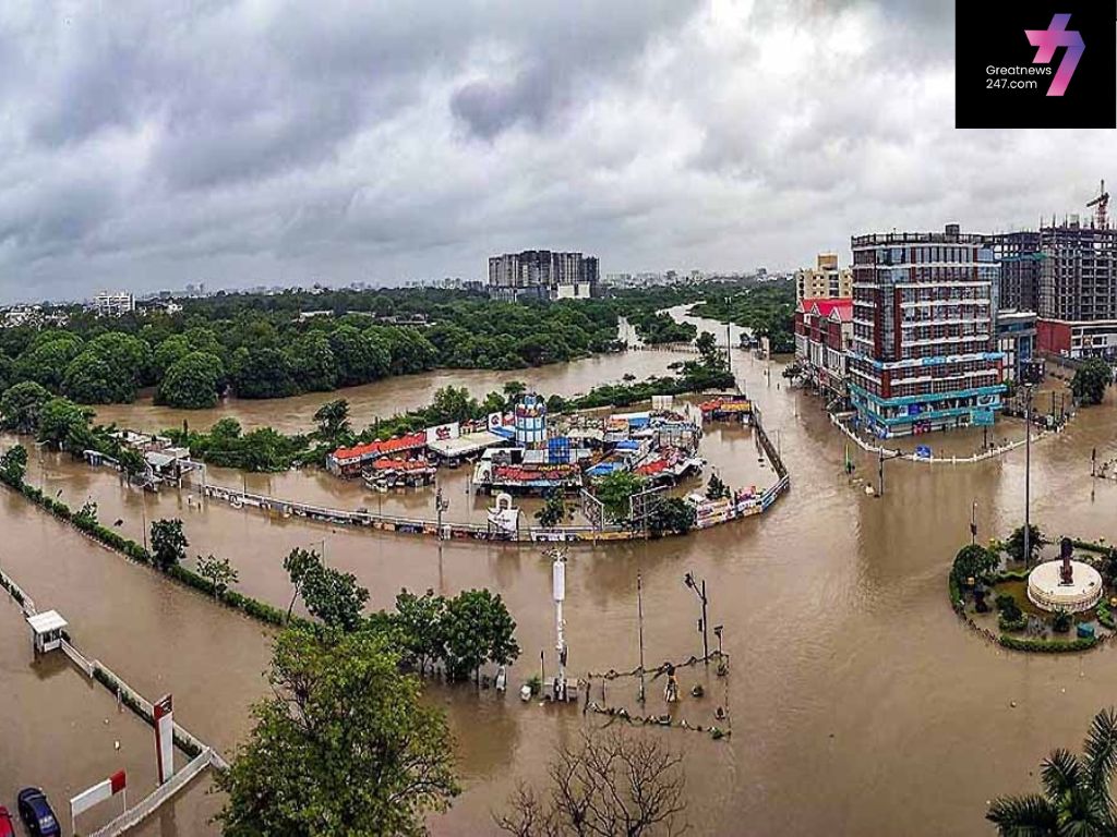 “Scientists Stunned by Rare Storm ASNA in Gujarat; Unprecedented Damage at Sea and Land After 48 Years”