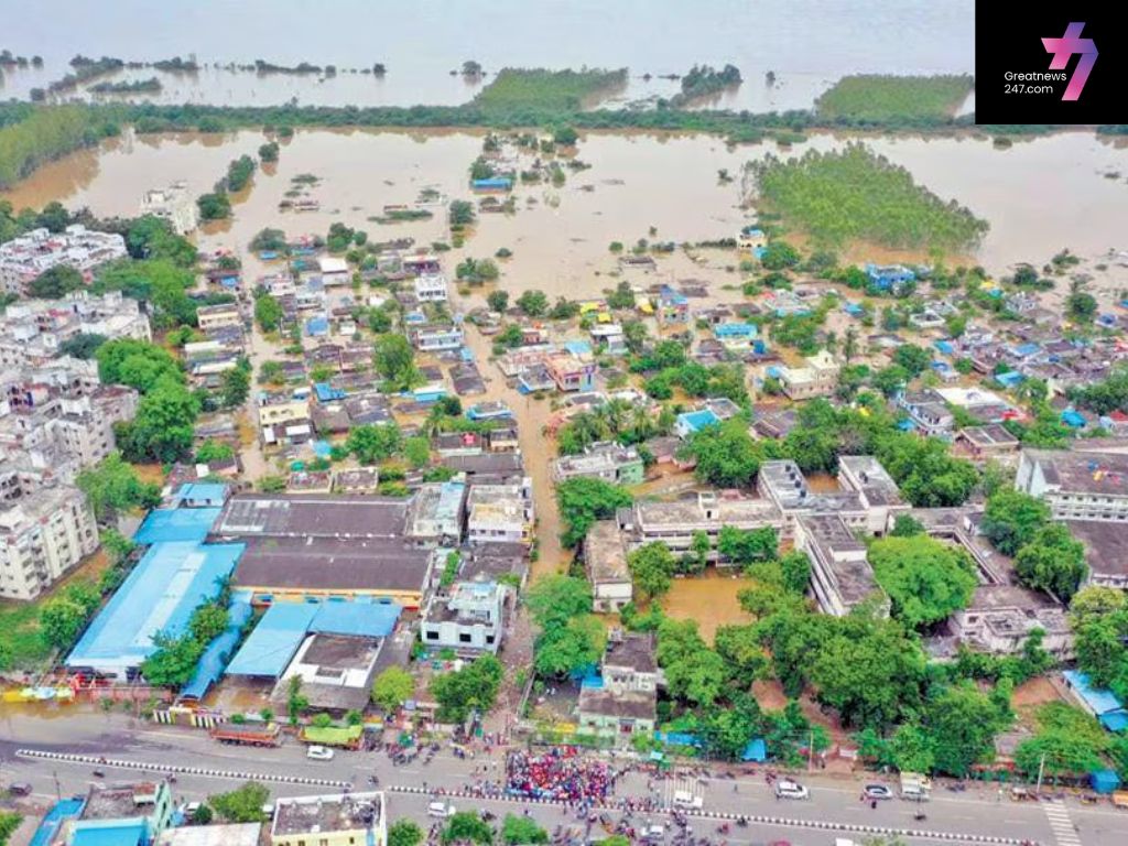 “Telangana Floods Homes, Villagers Struggle for Drinking Water”